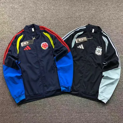 ¥168 A⭐I⭐AS LONG SLEEVED 4205081977(im 170cm 60kg i wear size L in the phot)