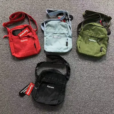 ¥108 S⭐⭐R⭐⭐E BAG 22050910172 (长21CM*宽7CM*高23CM)