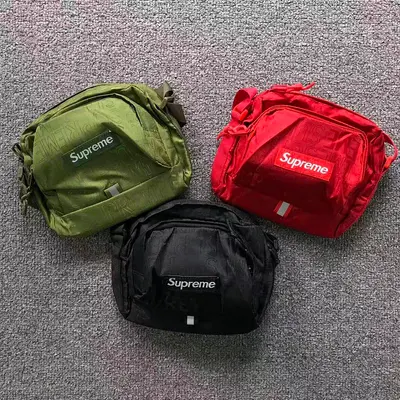 ¥108 S⭐⭐R⭐⭐E BAG 22050908172 (长21CM*宽9CM*高12CM)