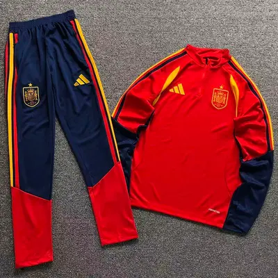 ¥135 FOOTBALL LONG SLEEVED TROUSERS 125919002(im 170cm 60kg i wear size S in the phot)