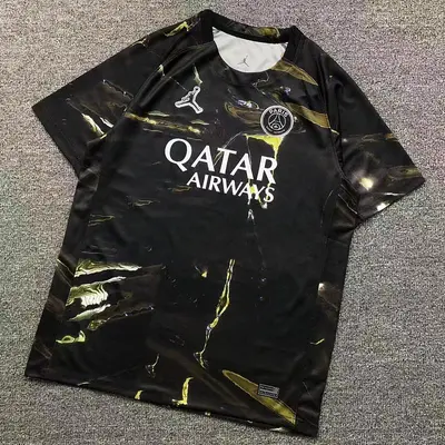 ¥78 FOOTBALL T-SHIRT 125908002(im 170cm 60kg i wear size M in the phot)