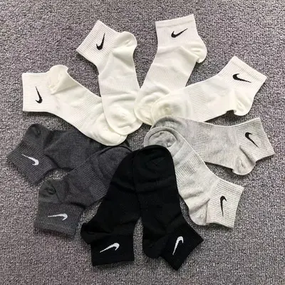 ¥88 N⭐K⭐ SOCKS 4205110677