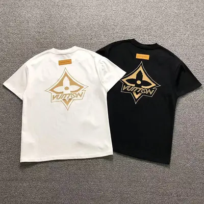 ￥145 L⭐ T-SHIRT 22051211001（im 170cm 60kg i wear size S in the phot）
