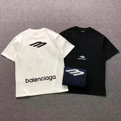 ￥148 B⭐L⭐⭐⭐IA⭐A T-SHIRT 22051219001（im 170cm 60kg i wear size S in the phot）