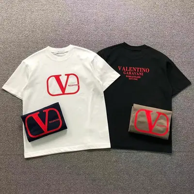 ￥118 VALENTINO T-SHIRT 5251220147（im 170cm 60kg i wear size M in the phot）