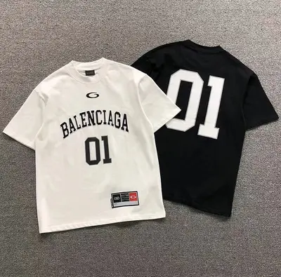 ¥158 B⭐L⭐⭐⭐IA⭐A T-SHIRT 22051218001(im 170cm 60kg i wear size S in the phot)
