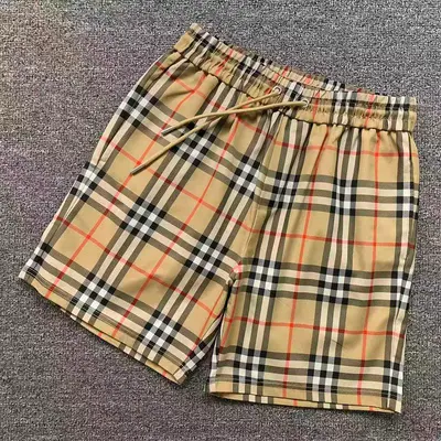 ¥135 B⭐R⭐E⭐RY SHORTS 3205122117(im 170cm 60kg i wear size S in the phot)