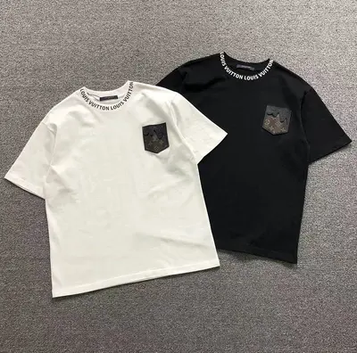 ¥118 L⭐ T-SHIRT 125130360(im 170cm 60kg i wear size S in the phot)