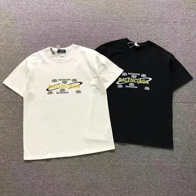 ¥115 B⭐L⭐⭐⭐IA⭐A T-SHIRT 22051318172(im 170cm 60kg i wear size L in the phot)