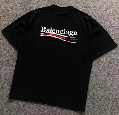 ￥128 B⭐L⭐⭐⭐IA⭐A T-SHIRT 42051415163（im 170cm 60kg i wear size XS in the phot）