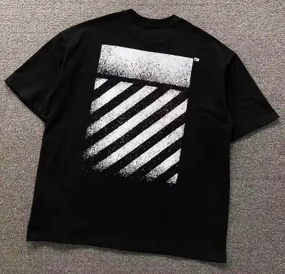 ￥118 OFF-WHITE T-SHIRT 42051421165（im 170cm 60kg i wear size M in the phot）