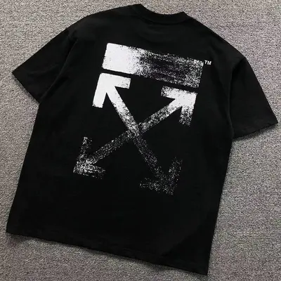 ¥115 OFF-WHITE T-SHIRT 42051423165(im 170cm 60kg i wear size XS in the phot)