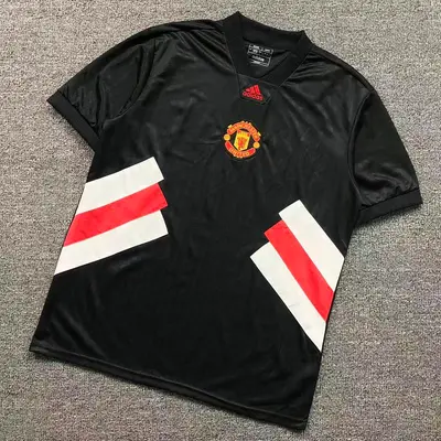 ¥98 A⭐I⭐AS T-SHIRT 4205150298(im 170cm 60kg i wear size L in the phot)