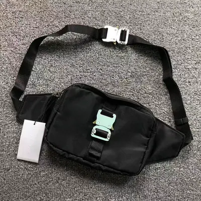 ¥218 1017AL⭐⭐9⭐M BAG 3205150621 (长21CM*宽4CM*高16CM) 3205150621