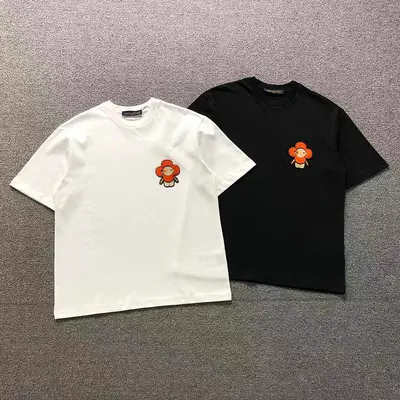 ￥135 L⭐ T-SHIRT 22051505125（im 170cm 60kg i wear size S in the phot）