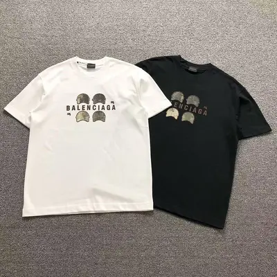 ￥118 B⭐L⭐⭐⭐IA⭐A T-SHIRT 5252005147（im 170cm 60kg i wear size L in the phot）