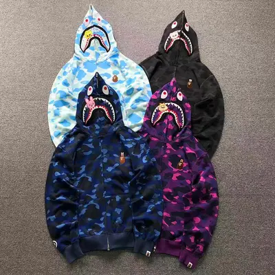 ￥305 BAPE HOODIE 3205200311（im 170cm 60kg i wear size M in the phot)