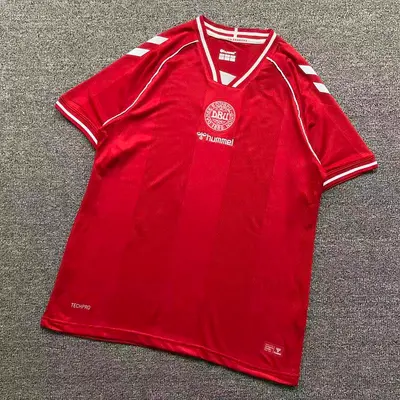￥78 FOOTBALL T-SHIRT 1252134002（im 170cm 60kg i wear size L in the phot）