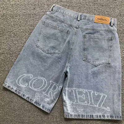 ￥125 CORTEIZ SHORTS 525210178（im 170cm 60kg i wear size L in the phot）