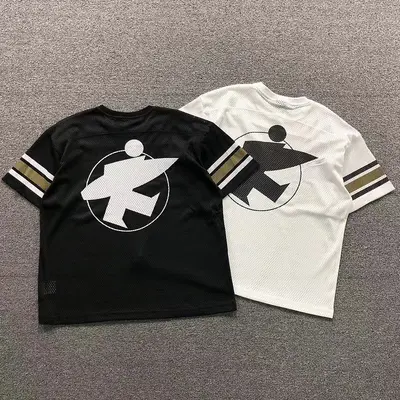 ￥85 STUSSY T-SHIRT 525253282（im 170cm 60kg i wear size S in the phot）