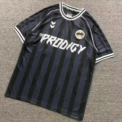 ¥78 FOOTBALL T-SHIRT 1252648002(im 170cm 60kg i wear size L in the phot)