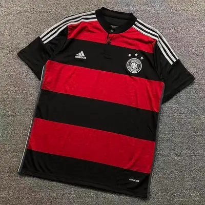￥98 FOOTBALL T-SHIRT 1252631002（im 170cm 60kg i wear size L in the phot）
