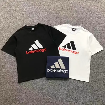 ¥98 A⭐I⭐AS B⭐L⭐⭐⭐IA⭐A T-SHIRT 125290135(im 170cm 60kg i wear size M in the phot)