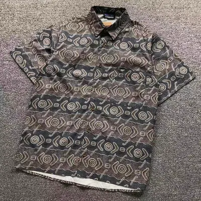 ￥158 PATAGONIA SHIRT 5253029108（im 170cm 60kg i wear size S in the phot）