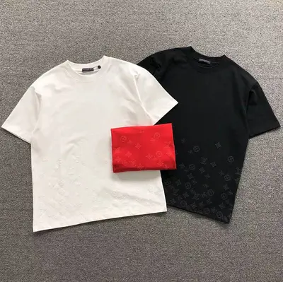 ￥138 L⭐ T-SHIRT 5260204147（im 170cm 60kg i wear size S in the phot）