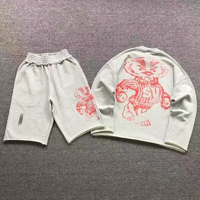 TOP ￥218 SHORTS￥218 SA⭐N⭐VA⭐IT⭐ HOODIE SHORTS 3206034972（im 170cm 60kg i wear size M in the phot）