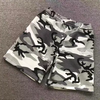 ￥115 CORTEIZ SHORTS 526050178（im 170cm 60kg i wear size L in the phot）