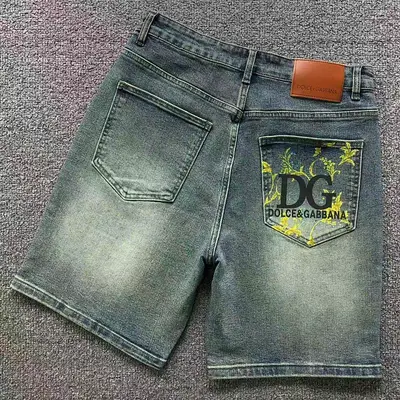 ¥195 D⭐LC⭐ GA⭐⭐A⭐A SHORTS 22061008125(im 170cm 60kg i wear size 31 in the phot)