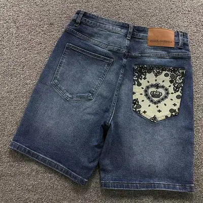 ¥195 D⭐LC⭐ GA⭐⭐A⭐A SHORTS 22061015125(im 170cm 60kg i wear size 31 in the phot)