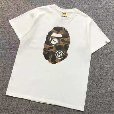 ¥82 BAPE T-SHIRT 4206101298(im 170cm 60kg i wear size L in the phot)
