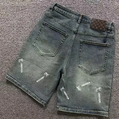 ¥195 L⭐ SHORTS 22061020125(im 170cm 60kg i wear size 31 in the phot)