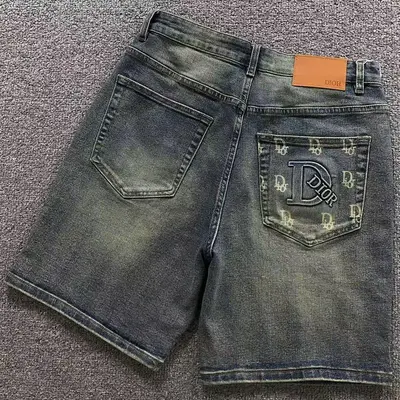¥195 D⭐O⭐ SHORTS 22061007125(im 170cm 60kg i wear size 31 in the phot)