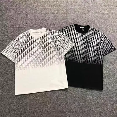 ￥118 D⭐O⭐ T-SHIRT 5261101147（im 170cm 60kg i wear size M in the phot）