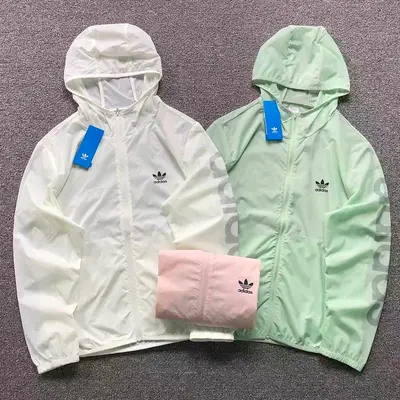 ¥125 A⭐I⭐AS SUNSCREEN CLOTHING 126121135(im 170cm 60kg i wear size M in the phot)