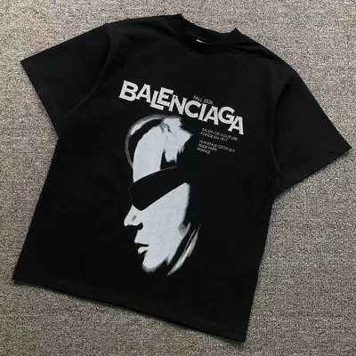 ¥118 B⭐L⭐⭐⭐IA⭐A T-SHIRT 42061326156(im 170cm 60kg i wear size 1 in the phot)