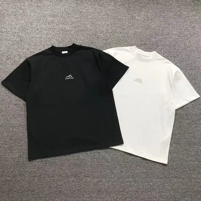 ¥105 B⭐L⭐⭐⭐IA⭐A T-SHIRT 42061324156(im 170cm 60kg i wear size 2 in the phot)