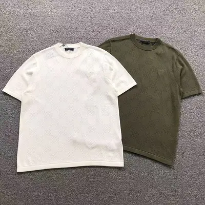¥158 L⭐ T-SHIRT 3206130421(im 170cm 60kg i wear size M in the phot)