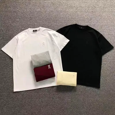 ￥125 ON T-SHIRT 126160160（im 170cm 60kg i wear size XL in the phot）