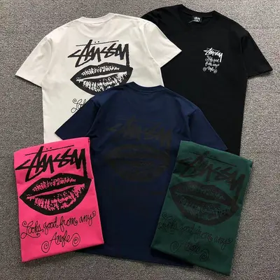 ￥82 STUSSY T-SHIRT 126171902（im 170cm 60kg i wear size M in the phot）
