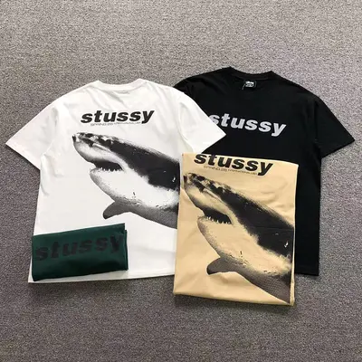 ¥82 STUSSY T-SHIRT 4206202302(im 170cm 60kg i wear size M in the phot)