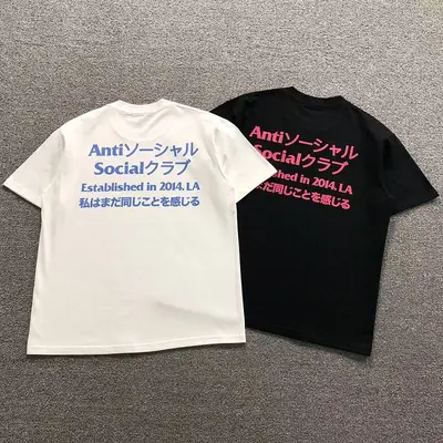 ¥88 ANTI SOCIAL SOCIAL CLUB T-SHIRT 3206212402(im 170cm 60kg i wear size M in the phot)