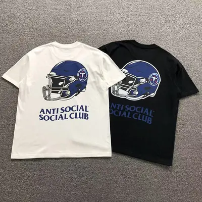 ¥88 ANTI SOCIAL SOCIAL CLUB T-SHIRT 4206211602(im 170cm 60kg i wear size L in the phot)