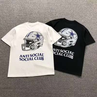 ¥88 ANTI SOCIAL SOCIAL CLUB T-SHIRT 2206211302(im 170cm 60kg i wear size M in the phot)