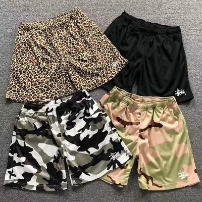 ￥188 STUSSY SHORTS 22062438001（im 170cm 60kg i wear size S in the phot）