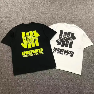 ￥88 UNDEFEATED T-SHIRT 3206232202（im 170cm 60kg i wear size L in the phot）