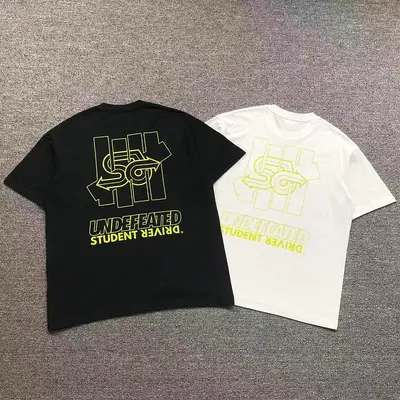 ￥88 UNDEFEATED T-SHIRT 126232302（im 170cm 60kg i wear size L in the phot）
